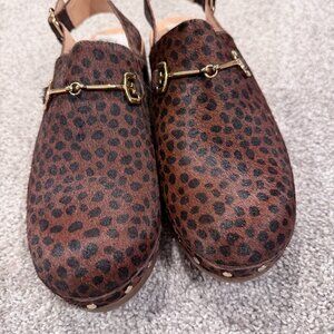 Sam Edelman Leopard Print Clogs Size 8